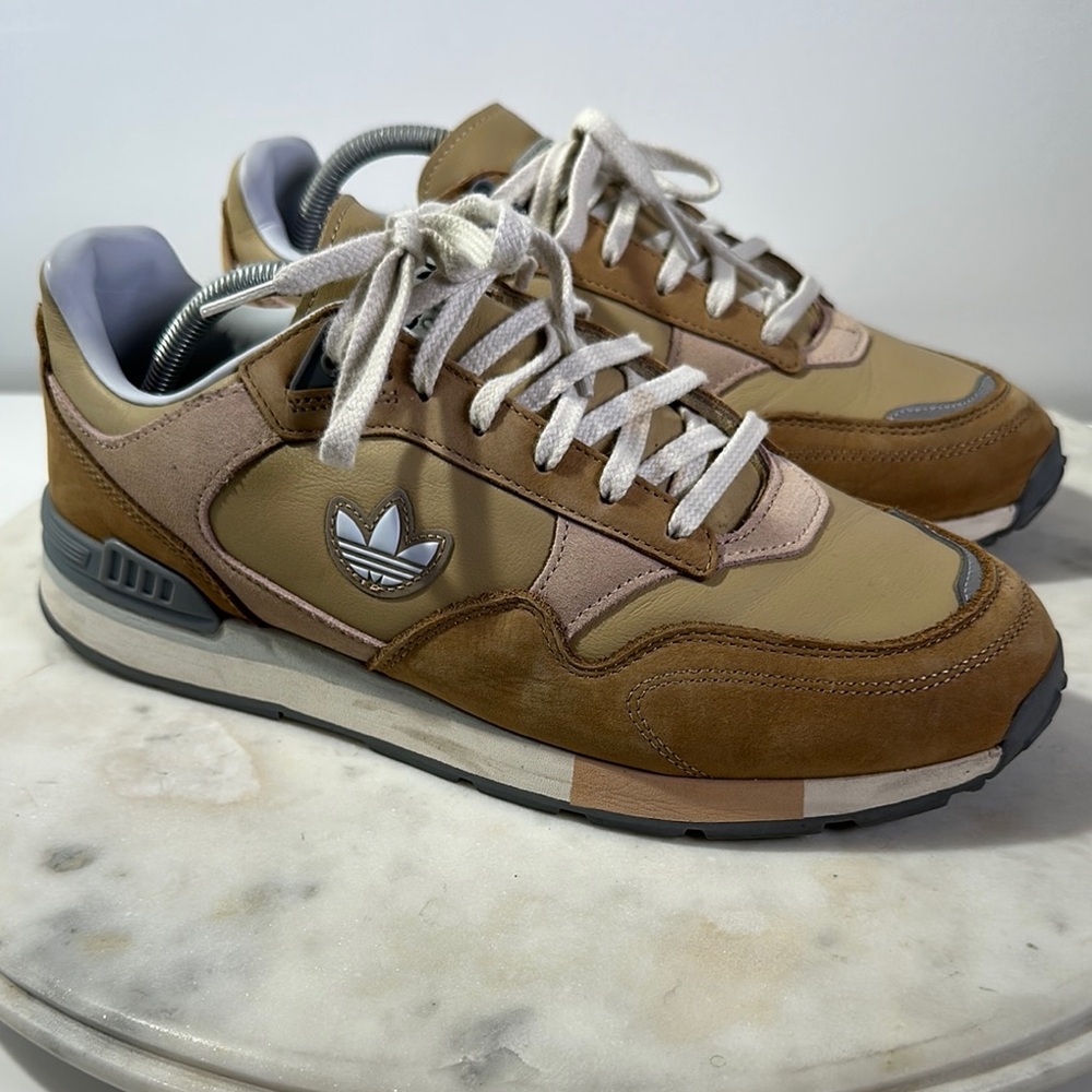 adidas Classics TREZOID Beige 2022 GY0728 men’s USA 10.5